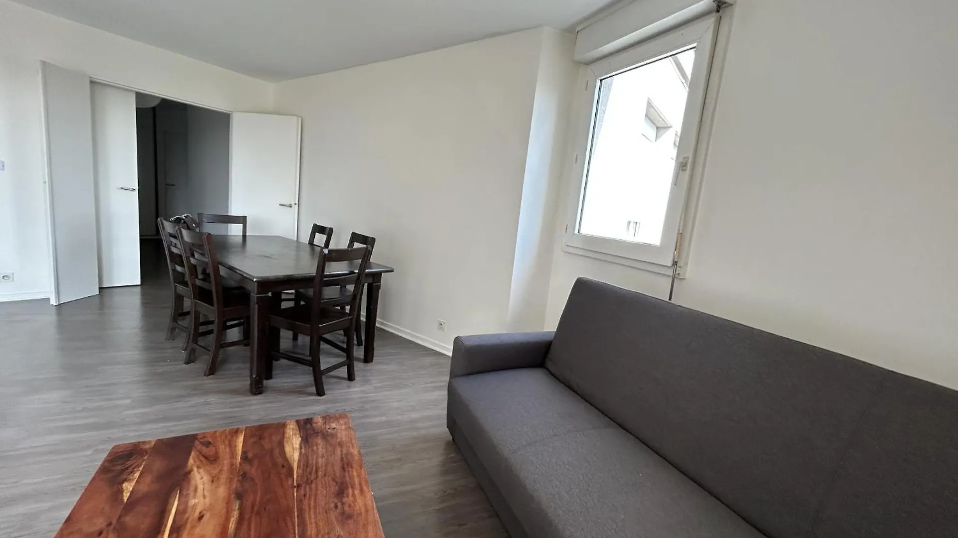 A 500M Paris, 130M2 Avec 4Ch, Balcon Et Parking Apartment Le Kremlin-Bicetre France